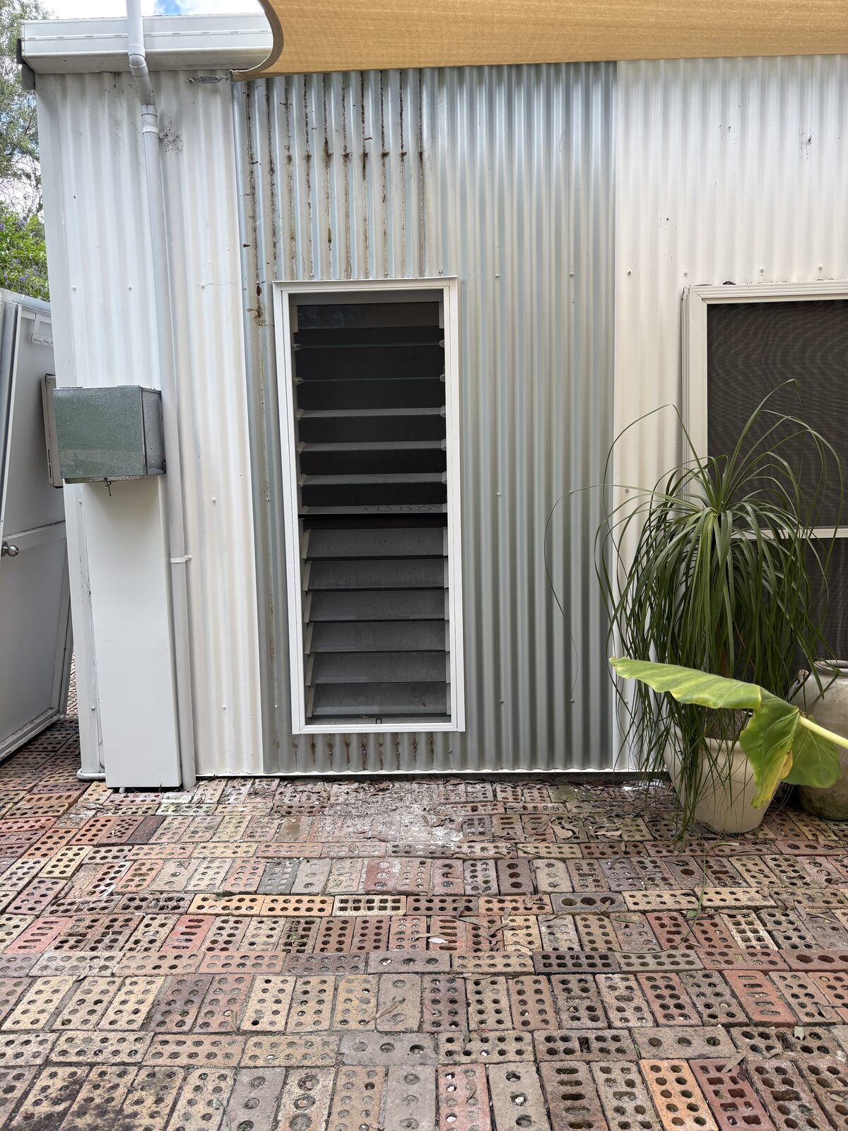 Door, window and security screen installation by Lleyton Henry Carpentry