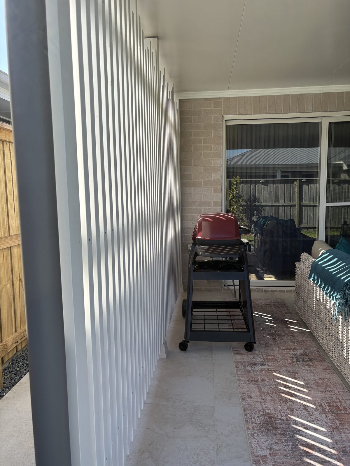 Alfresco privacy screen by Lleyton Henry Carpentry